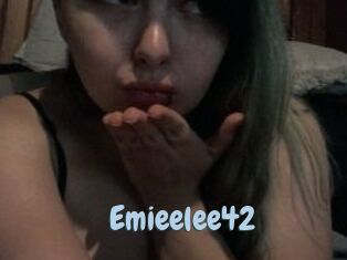 Emieelee42