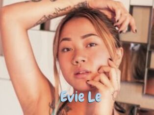 Evie_Le