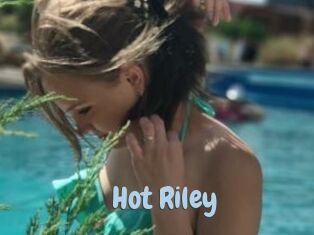 Hot_Riley
