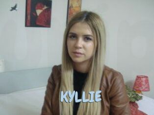 KYLLIE_
