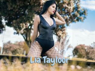 Lia_Tayloor