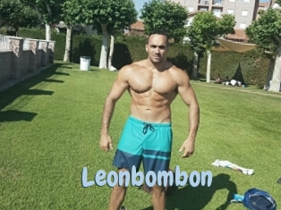 leonbombon Uniform Porn XXX