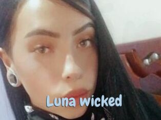Luna_wicked