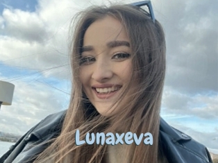 Lunaxeva