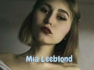 Mia_Leeblond