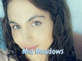 Mia_Meadows