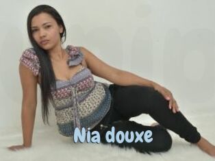 Nia_douxe