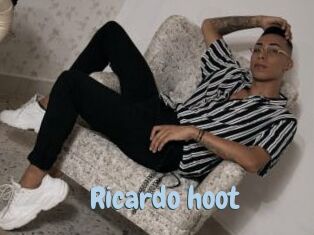 Ricardo_hoot