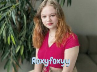 Roxyfoxyy