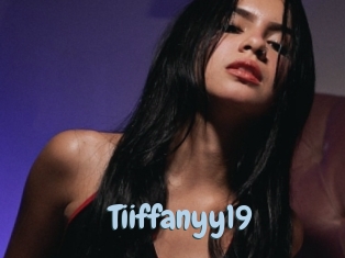 Tiiffanyy19