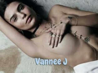 Vannee_J